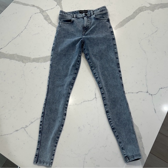 FITJEANS Contour - Acid Wash SMALL - Picture 3 of 7